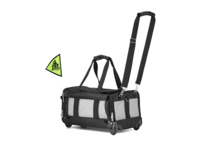 Sherpa on Wheels Pet Carrier Pet carrier on wheels with handle
